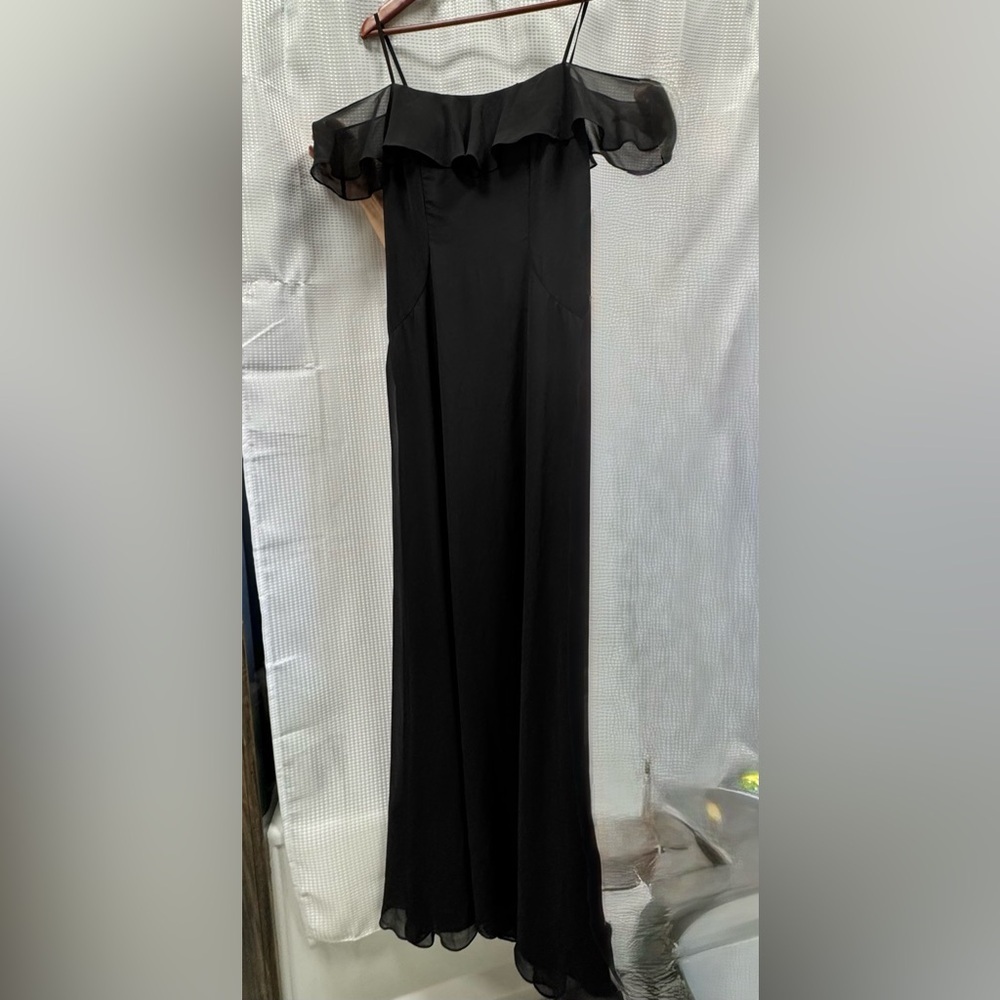 MoriLee Classic elegant Black maxi gown - size 10